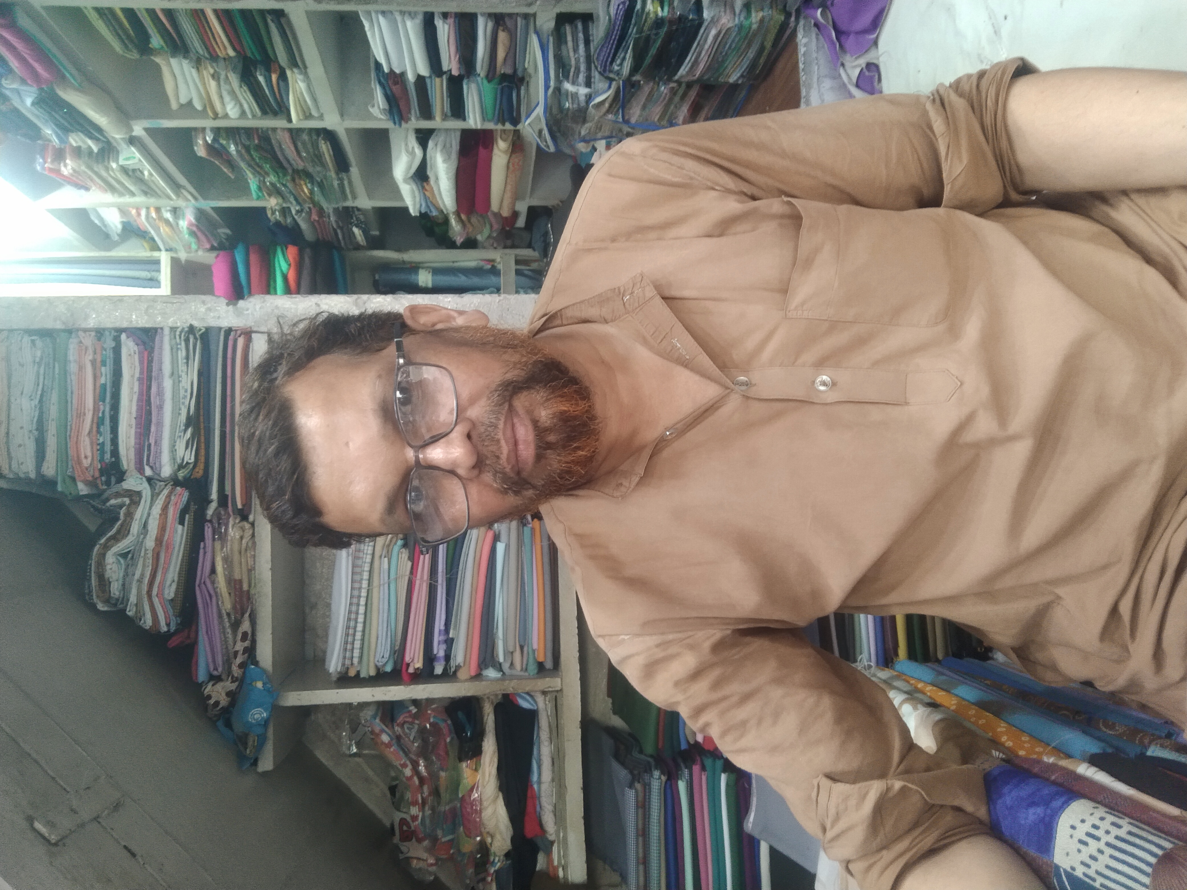 Jakir Bhai cutpis Centre Nimbahera, Jakir Hossain Nimbahera, Jakir Bhai Nimbahera, जाकिर हुसैन निंबाहेड़ा,जाकिर भाई कटपिस सेंटर निंबाहेड़ा, जाकिर भाई निंबाहेड़ा