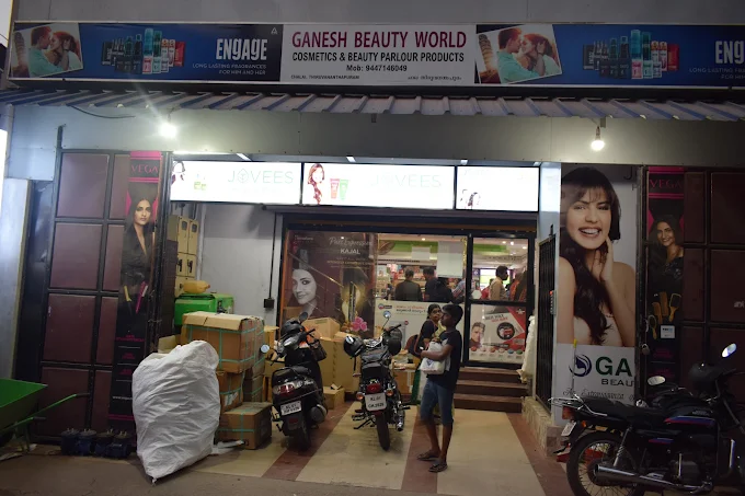 MAKMID BEAUTY STORE X Ganesh Beauty